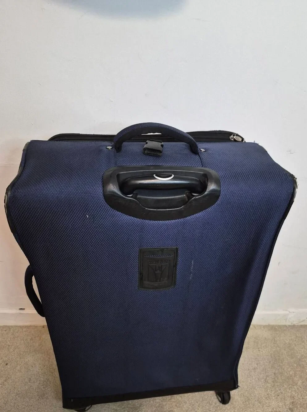 Travelpro spinner luggage